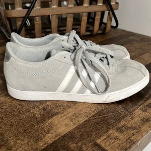 Adidas Neo Women’s Shoe size 7 1/2